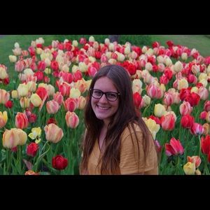 Meet your Posher, Madelyn